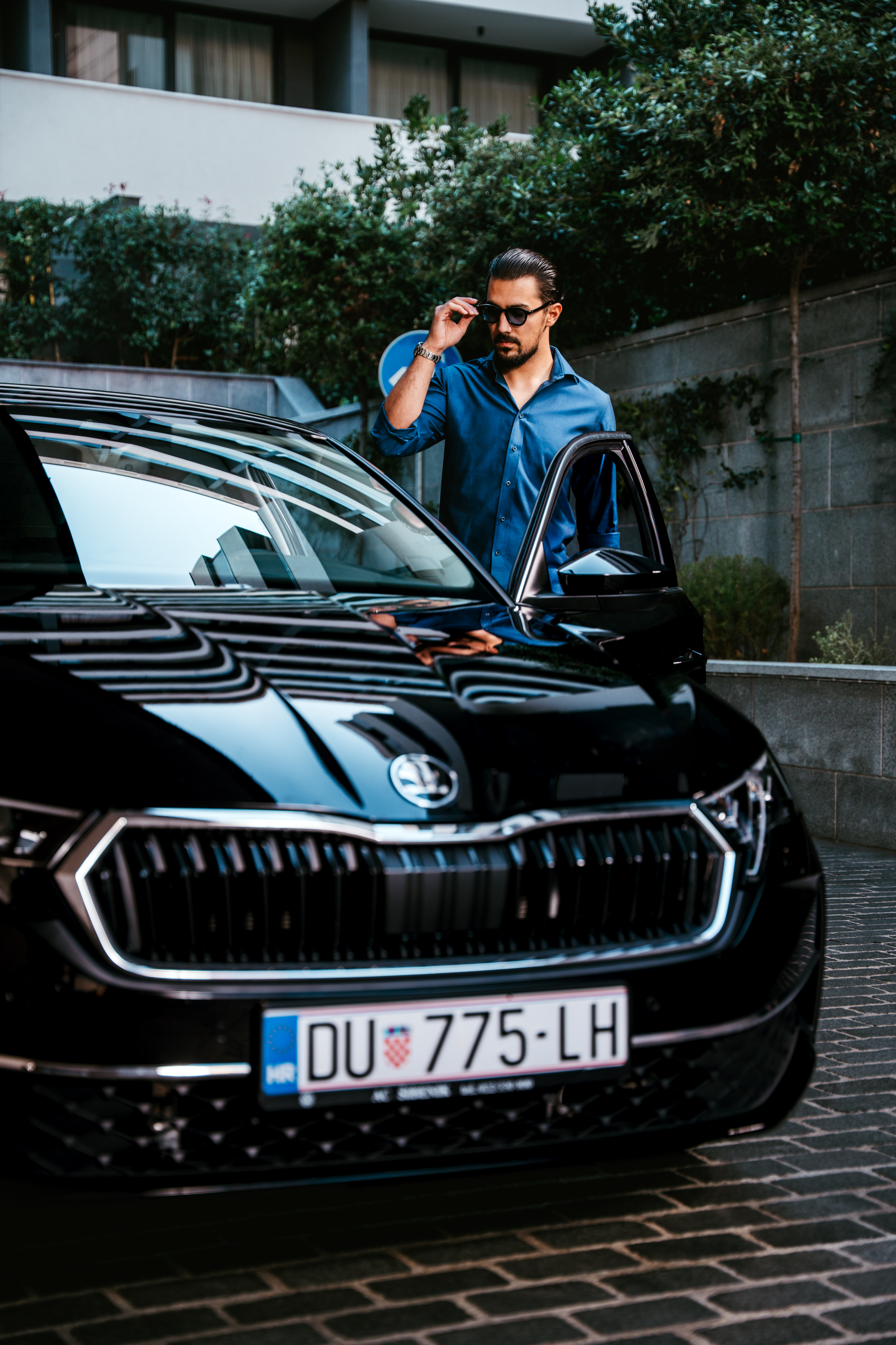 Business car delivery — vehicle ready at the client's location