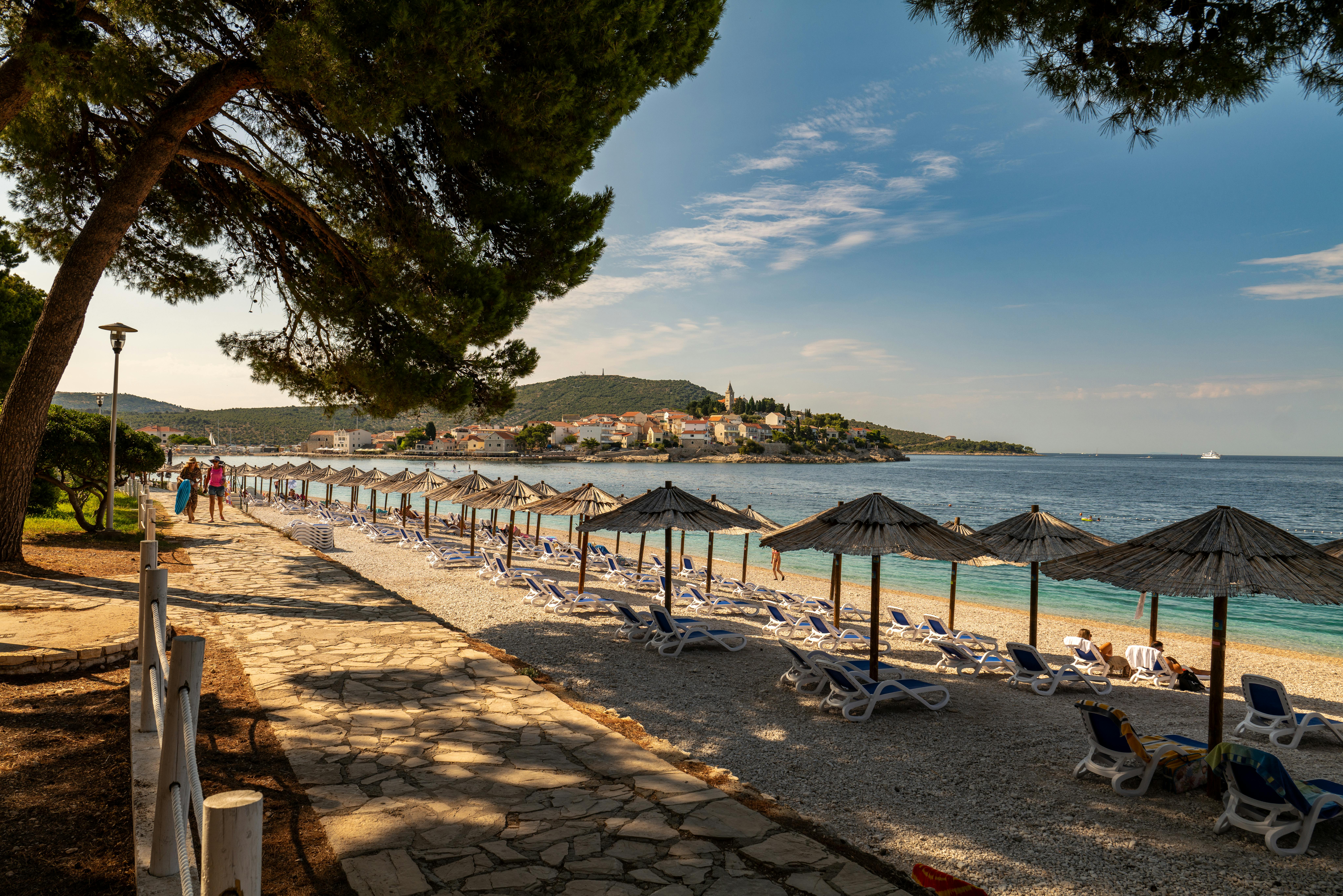 Explore the Dalmatian coast at your own pace from Split city center